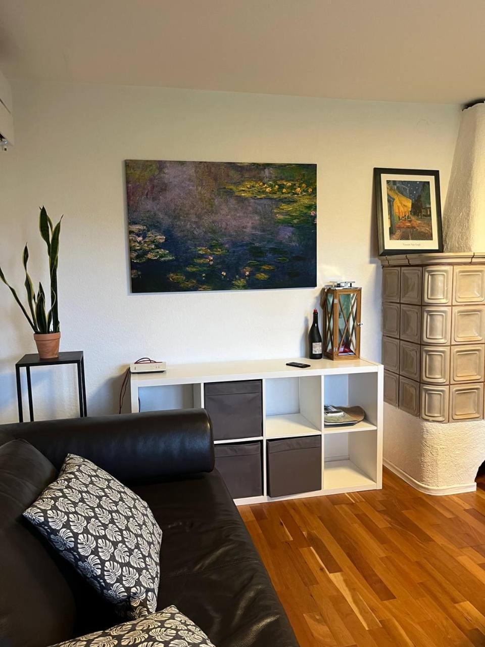 Gemütliche 3 Zimmer Wohnung mit großzügiger Terrasse im Grünen Reutlingen Exterior foto